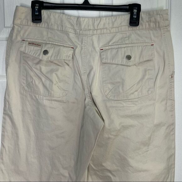 Walt Disney World Capri pant Sz off white Sz Medium - Picture 6 of 12